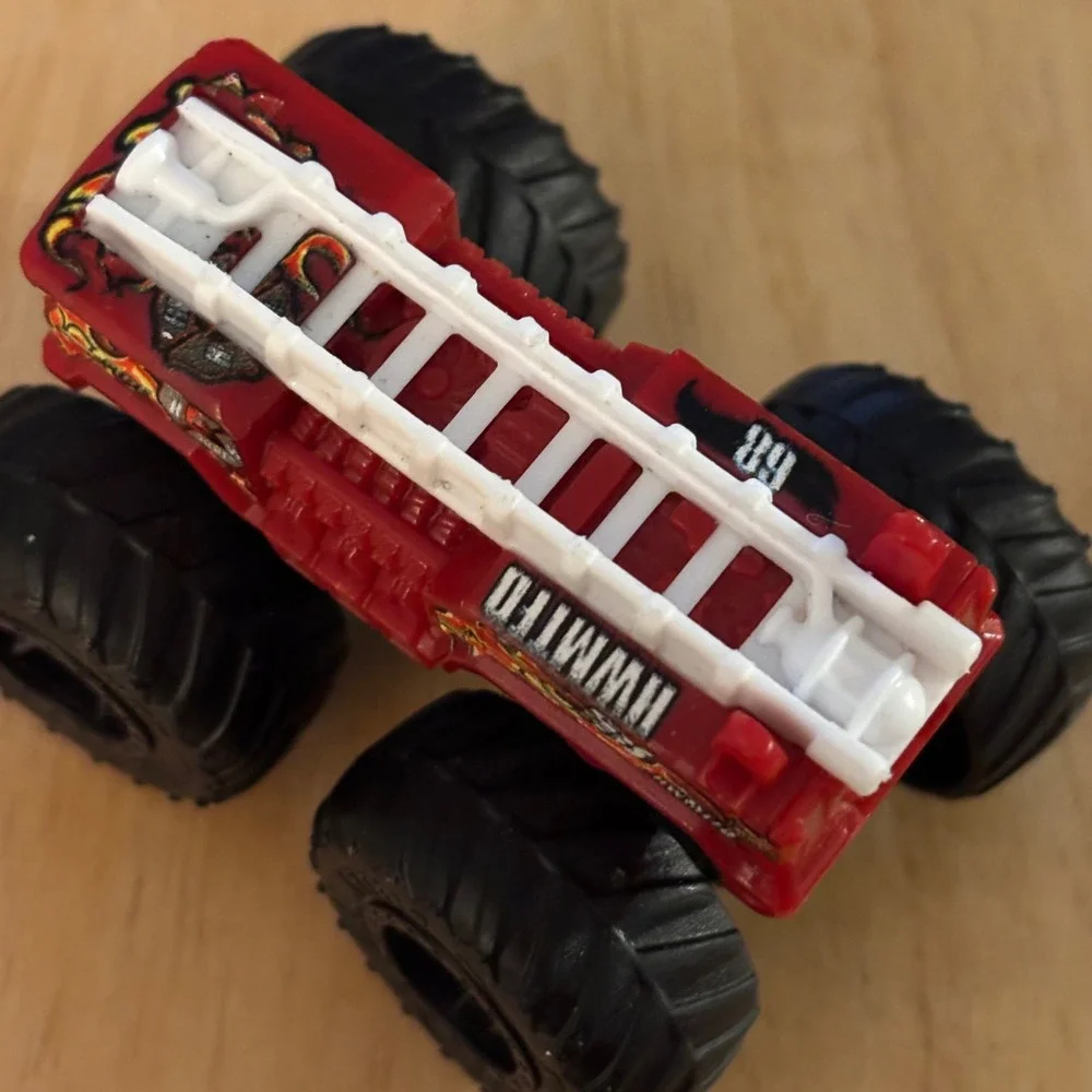 Hot Wheels Monster Trucks 5-Alarm Red Fire Truck 68 Diecast Toy Car 1186 MJ 1 NL - Picture 4 of 7